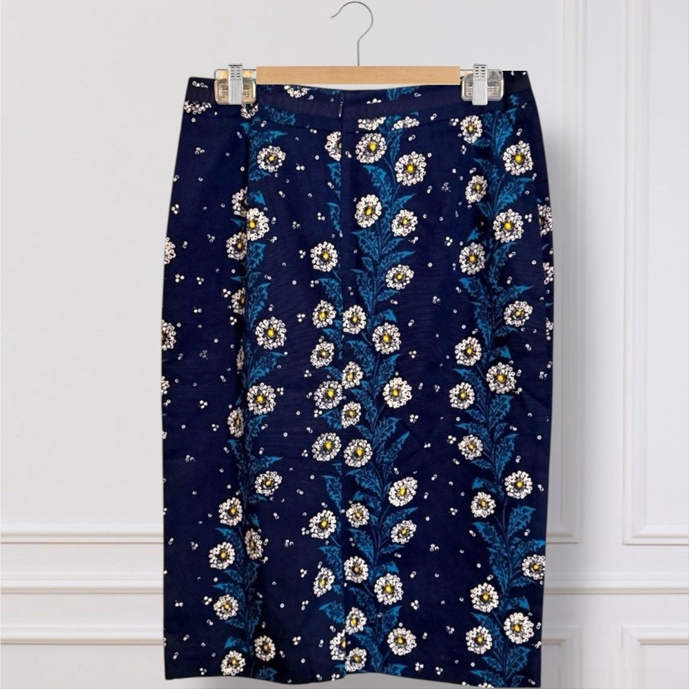 🌺𝗡𝗪𝗧:𝗜𝗡𝗛𝗘𝗥𝗜𝗧 𝗕𝗥𝗢𝗢𝗞𝗘 FLORAL 𝗠𝗜𝗗𝗜 𝗦𝗞𝗜𝗥𝗧 - Picture 2 of 10